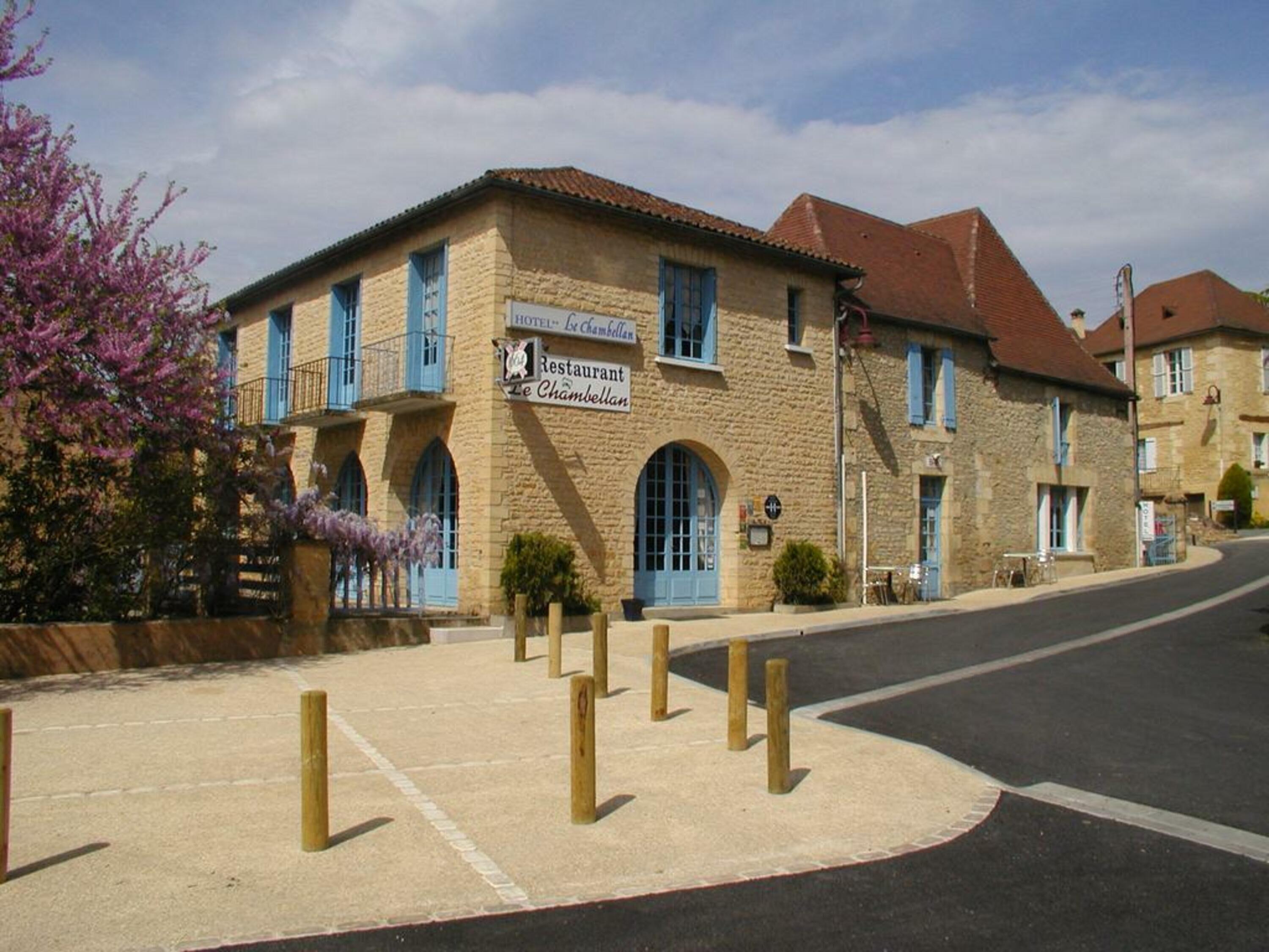 5 Hôtels Budget en Dordogne Qui Valent Vraiment le Détour